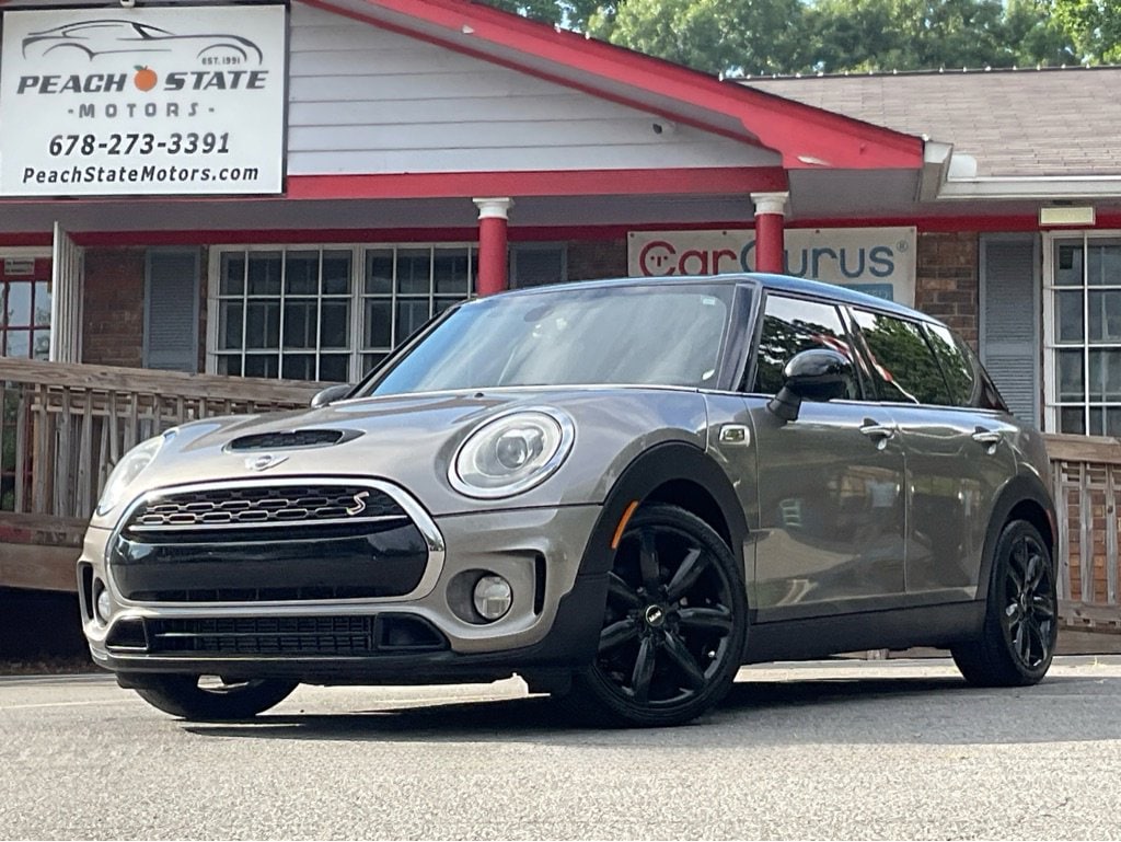 2016 MINI Clubman Cooper S's photo