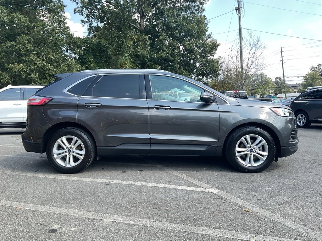 2020 Ford Edge SEL photo 4