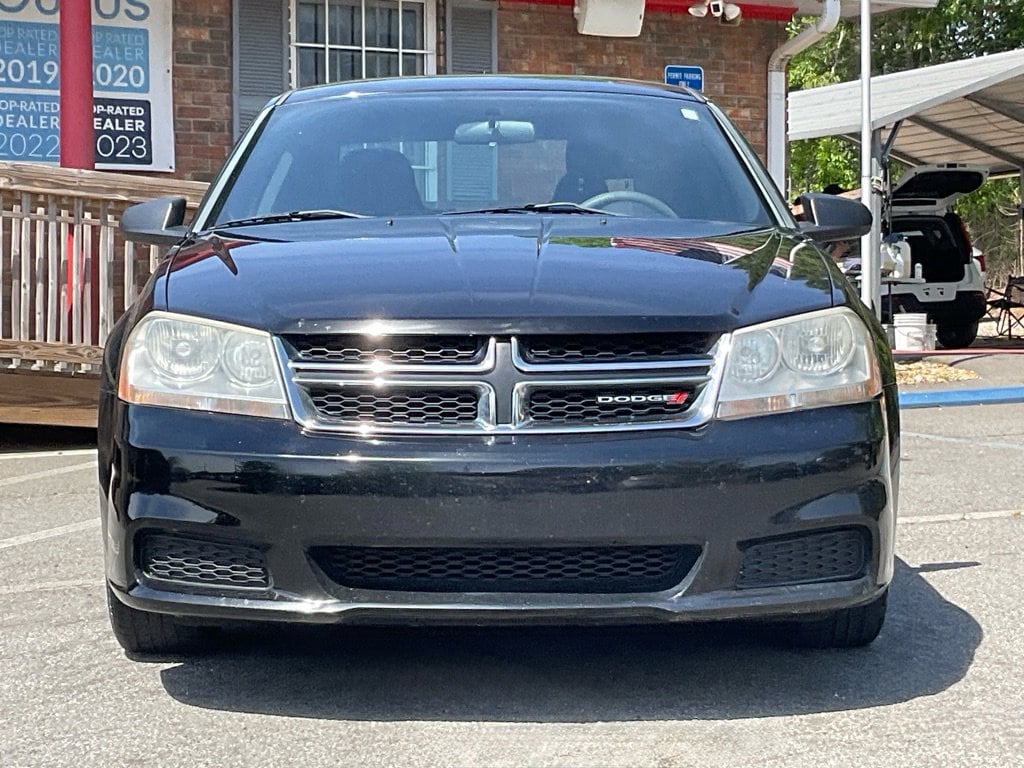 Used 2013 Dodge Avenger SE Sedan
