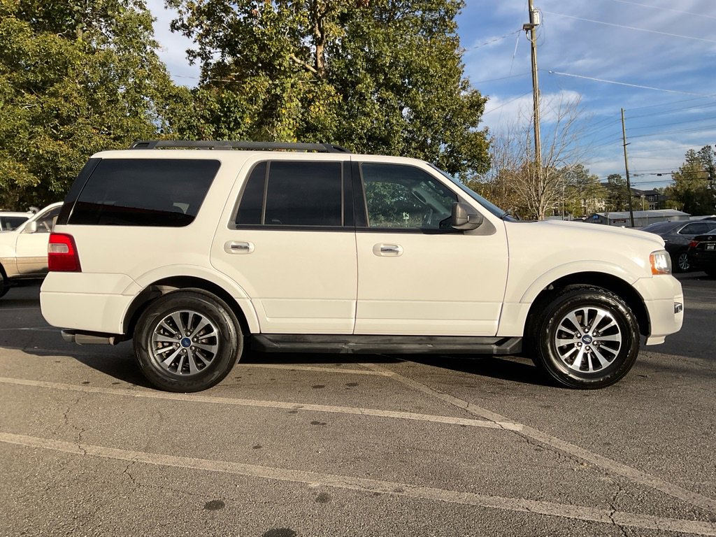 2015 Ford Expedition XLT photo 4