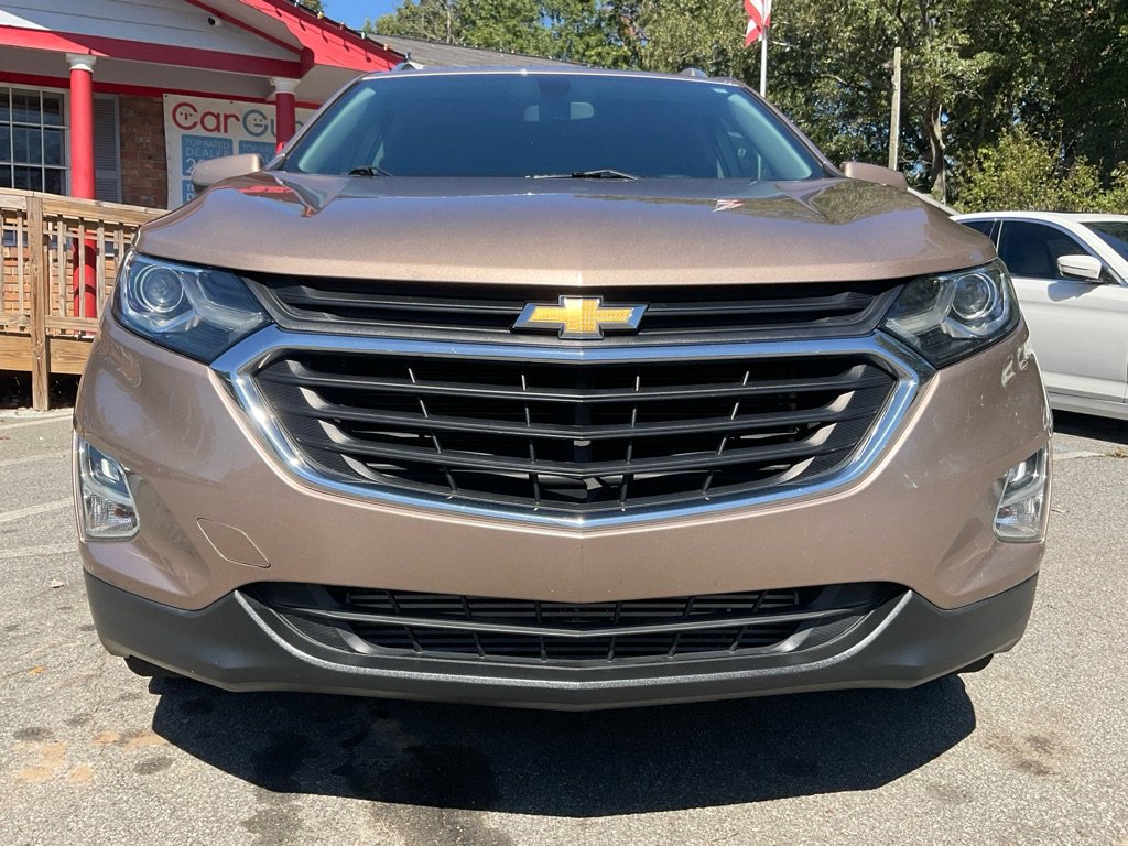2018 Chevrolet Equinox photo 2