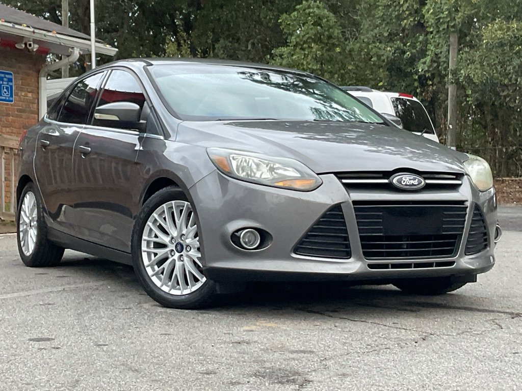 2014 Ford Focus Titanium photo 3