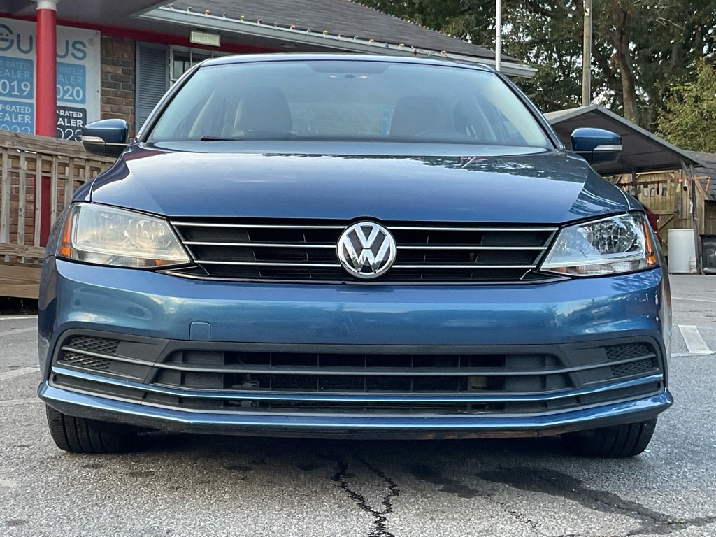 2017 Volkswagen Jetta 1.4T SE photo 2