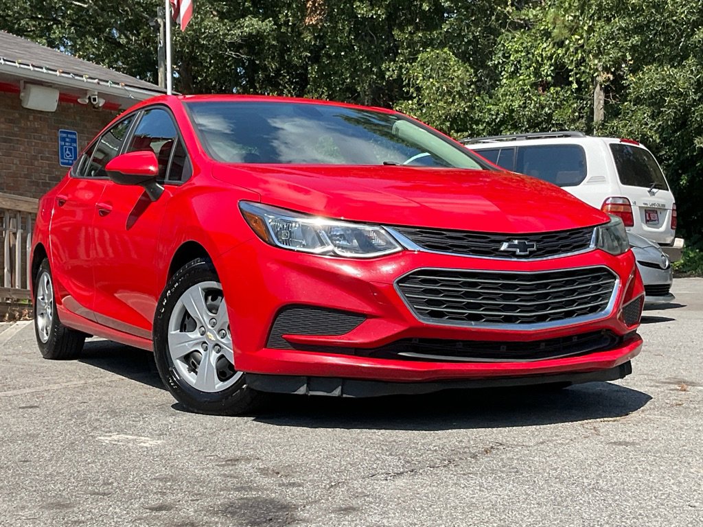 2018 Chevrolet Cruze LS photo 3