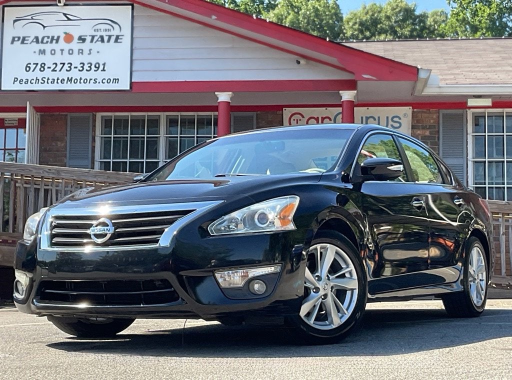 2013 Nissan Altima's photo