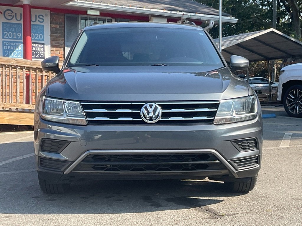 2019 Volkswagen Tiguan S photo 2
