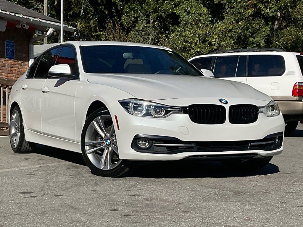 2018 Bmw 330i Sedan photo 2