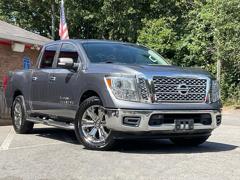 Used 2019 Nissan Titan SV 4x2 Crew Cab SV