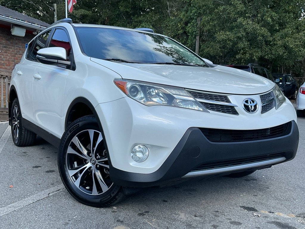2015 Toyota RAV4 Limited photo 2
