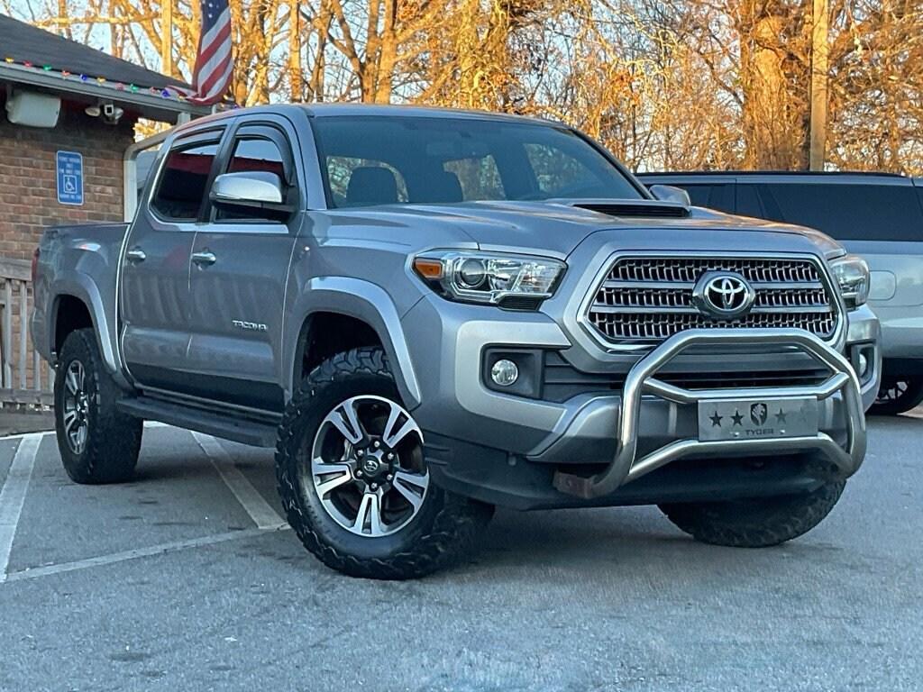 Used 2016 Toyota Tacoma Truck Double Cab