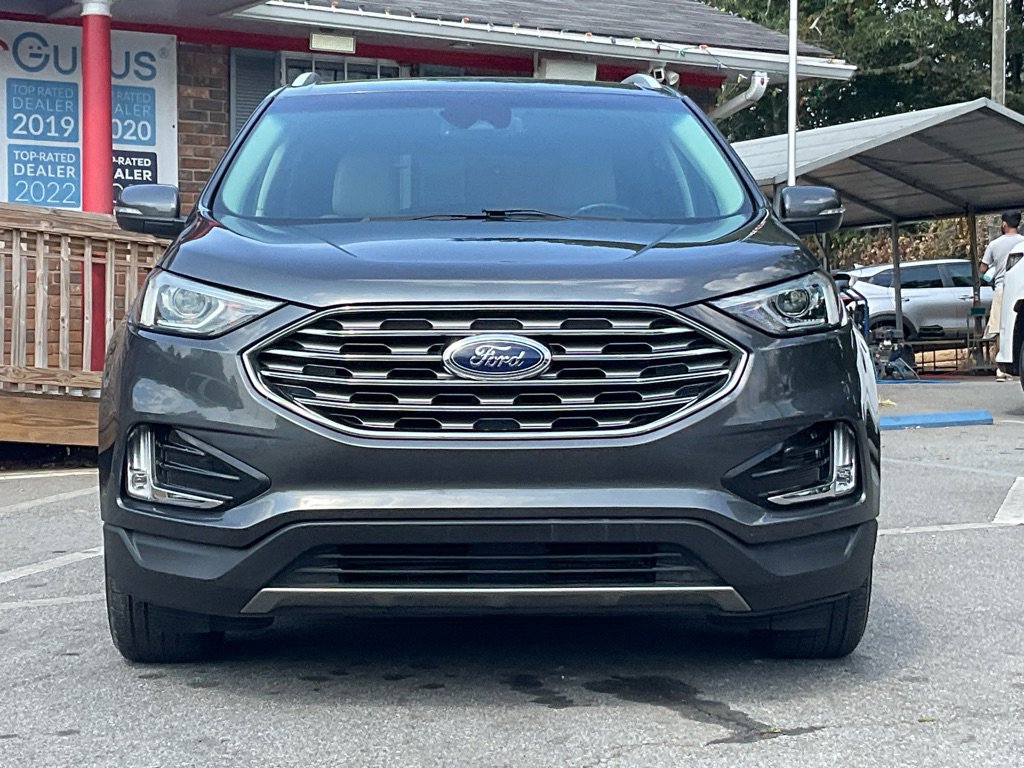 2020 Ford Edge SEL photo 2