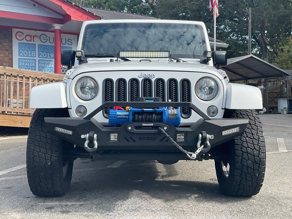 2017 Jeep Wrangler Unlimited Sport photo 2