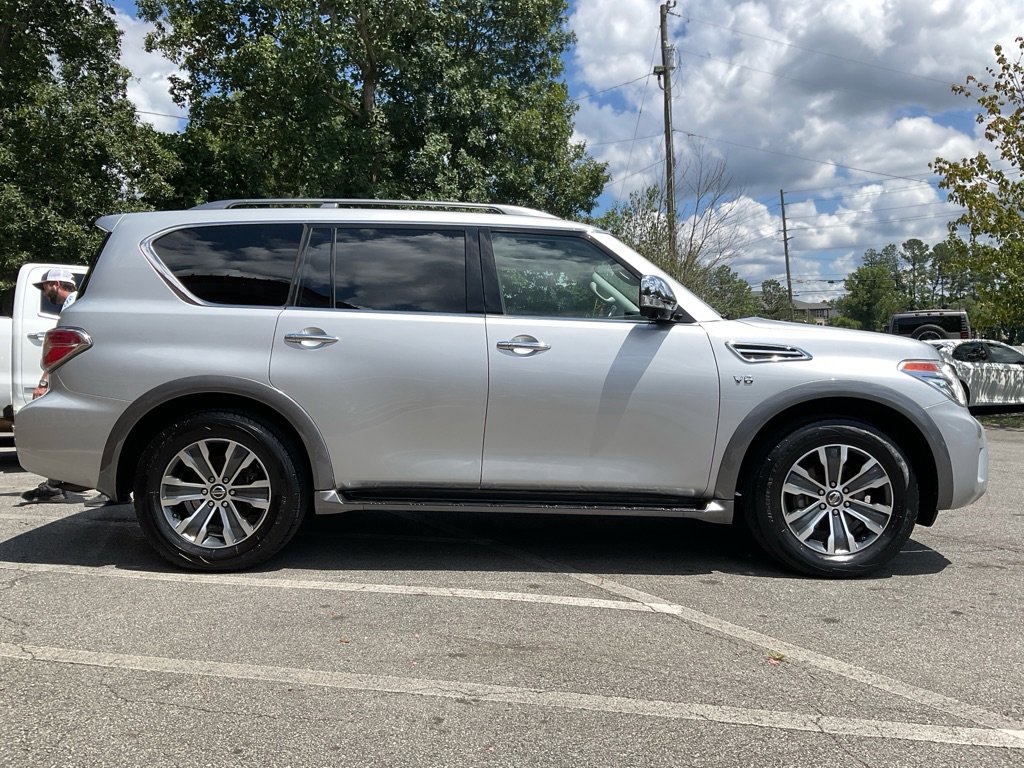 2019 Nissan Armada SL photo 4