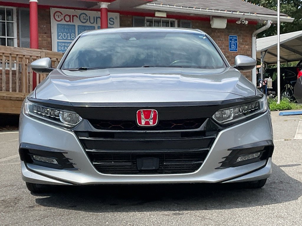 2018 Honda Accord Sport photo 2