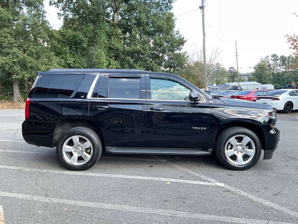 2016 Chevrolet Tahoe LT photo 4