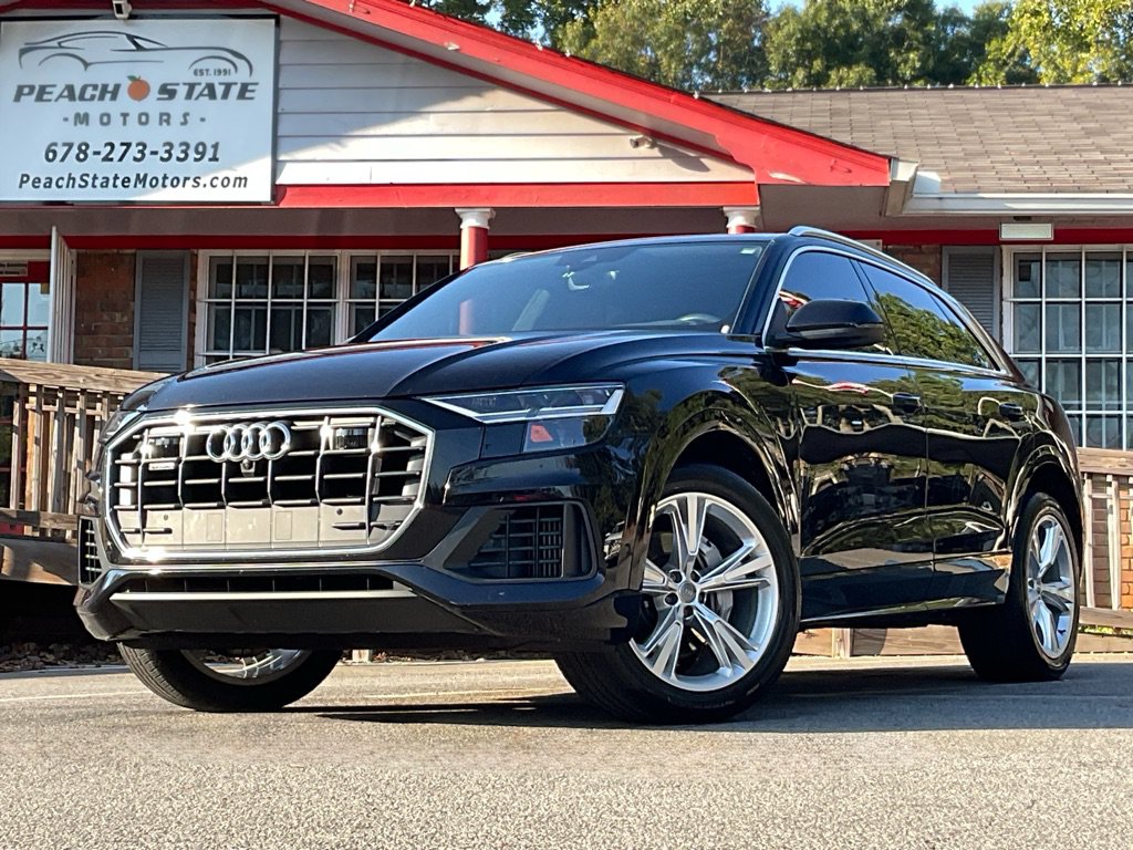  Audi Q8