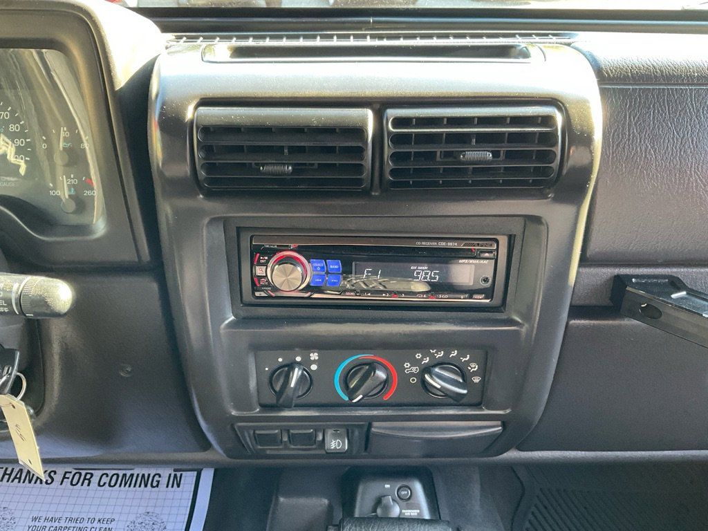 1999 Jeep Wrangler SPORT - Photo 23