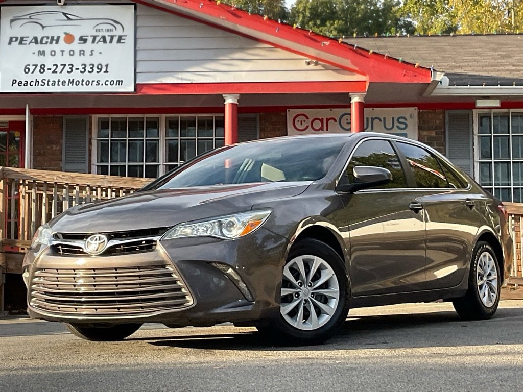 2016 Toyota Camry LE