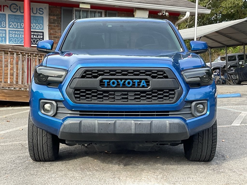 Used 2016 Toyota Tacoma BLACK Crew Cab Pickup