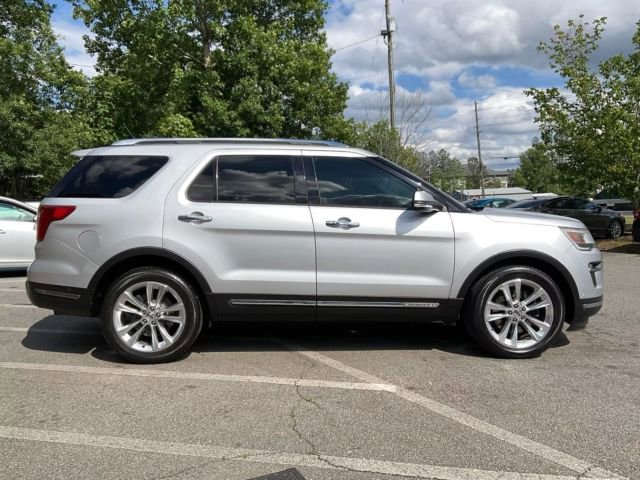 2018 Ford Explorer Limited Sport photo 4