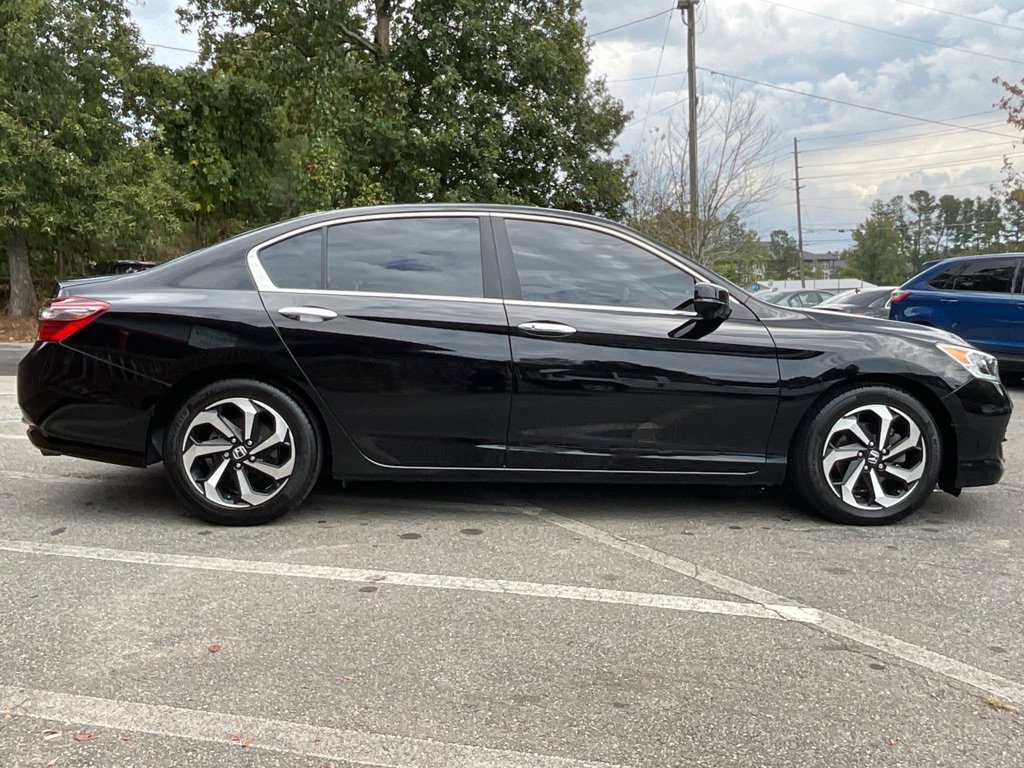 2016 Honda Accord EX-L photo 4