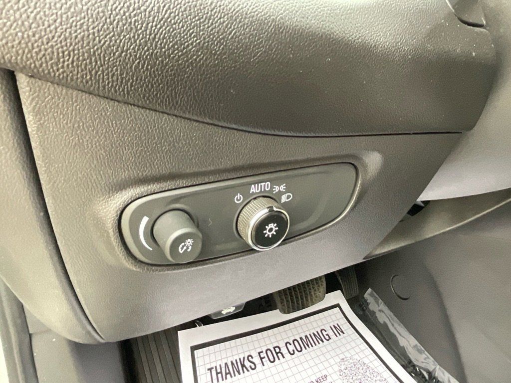 2020 Chevrolet Equinox LT - Photo 41