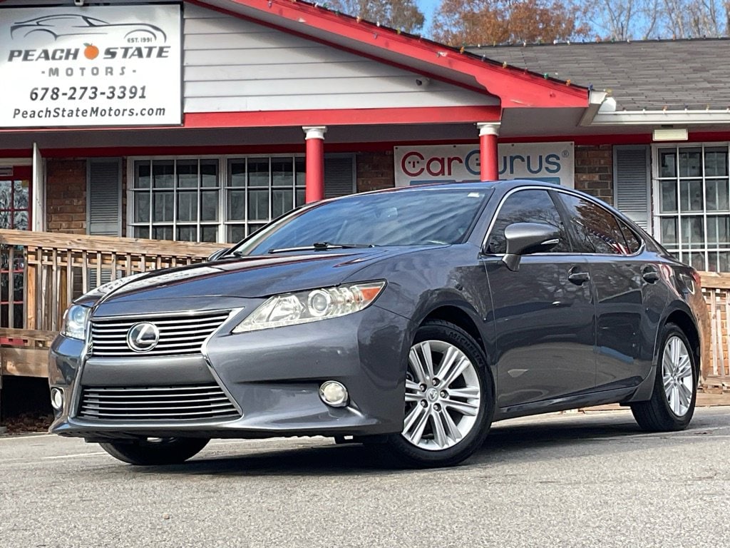 2015 Lexus ES 350's photo