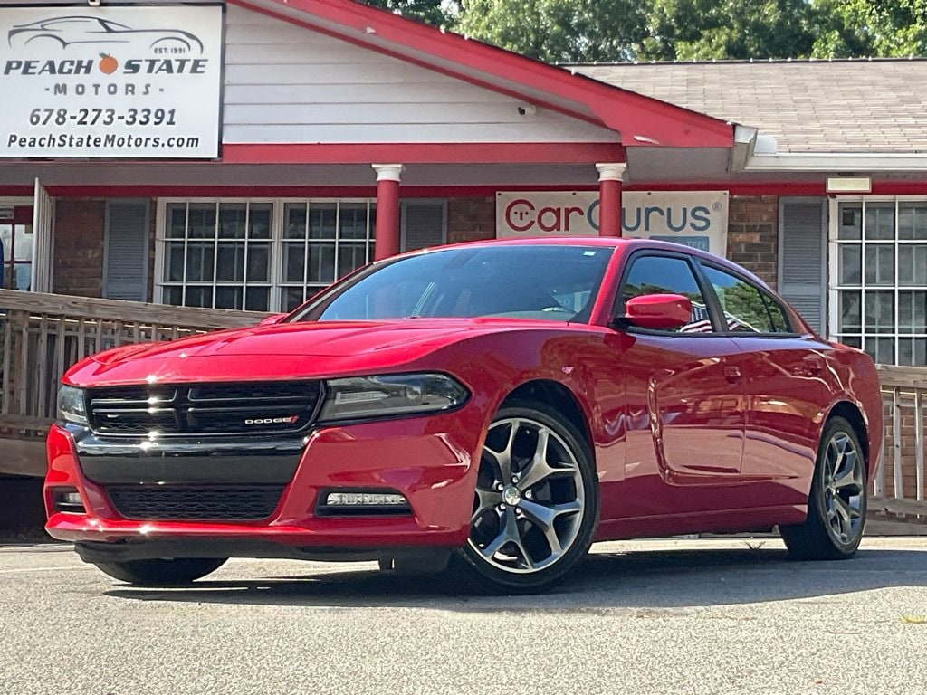 2015 Dodge Charger SXT's photo