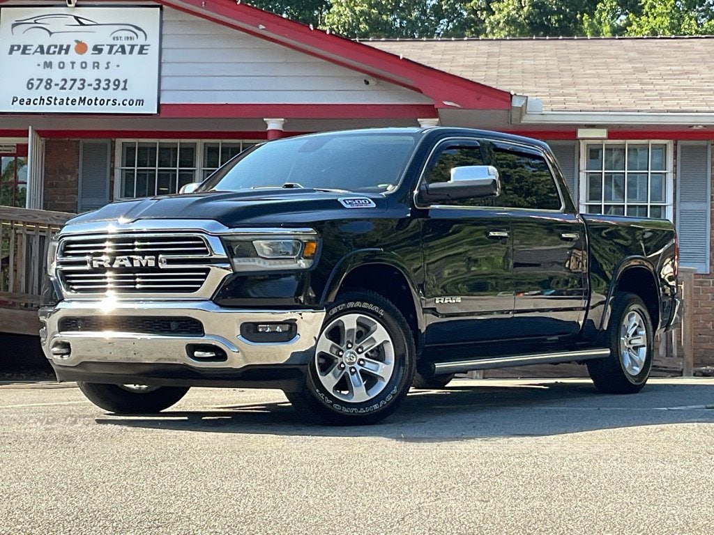 2020 RAM 1500 Laramie 4x4 Crew Cab 5'7's photo