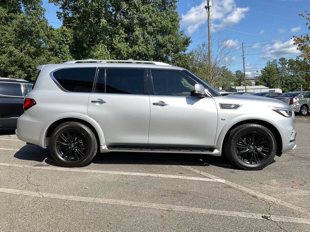 2020 Infiniti QX80 Luxe photo 4