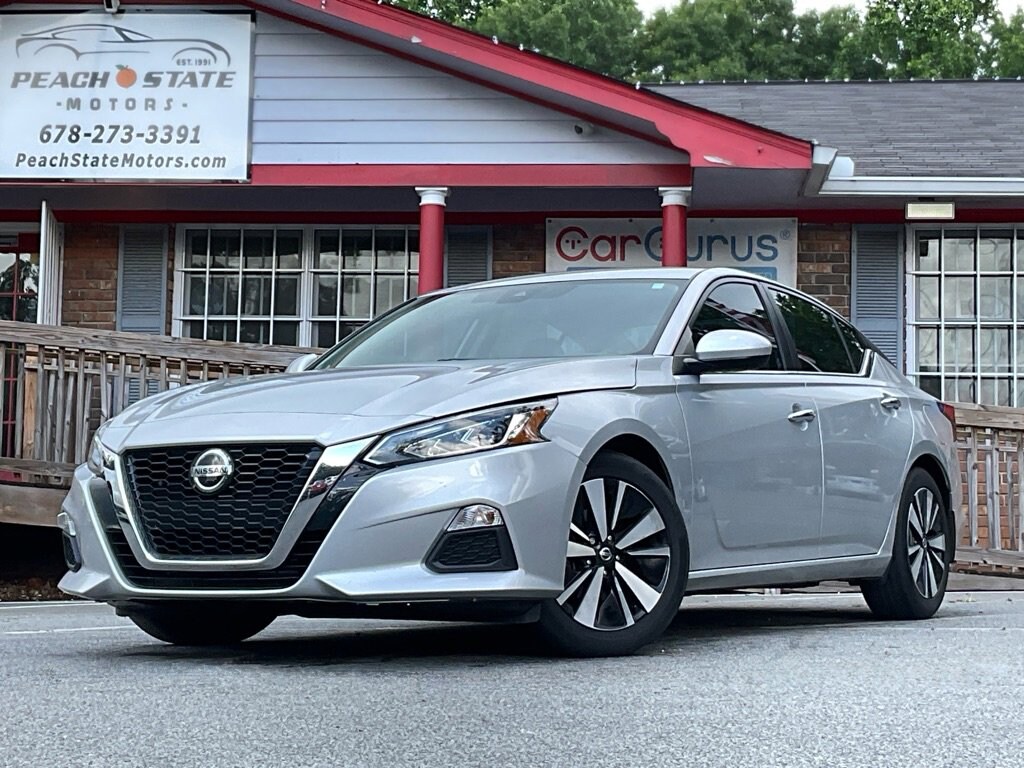 Used 2022 Nissan Altima 2.5 SV Sedan