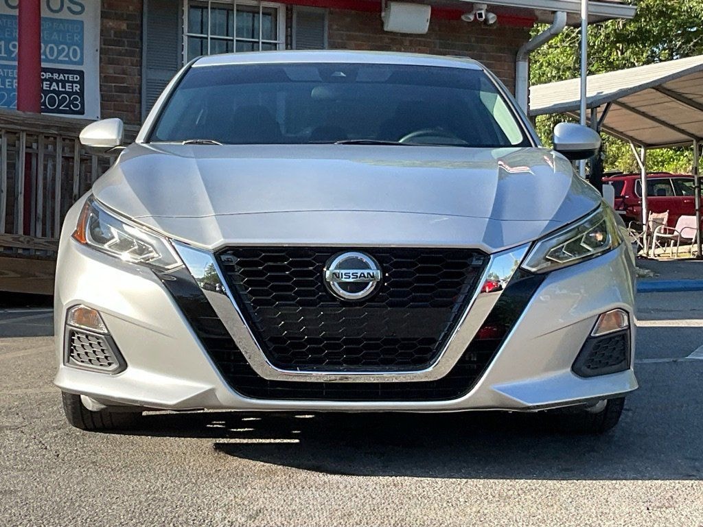 Used 2022 Nissan Altima 2.5 SV Sedan