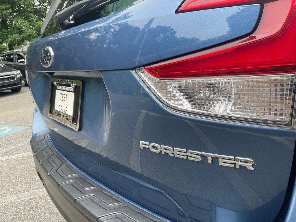 2021 Subaru Forester Premium - Photo 10
