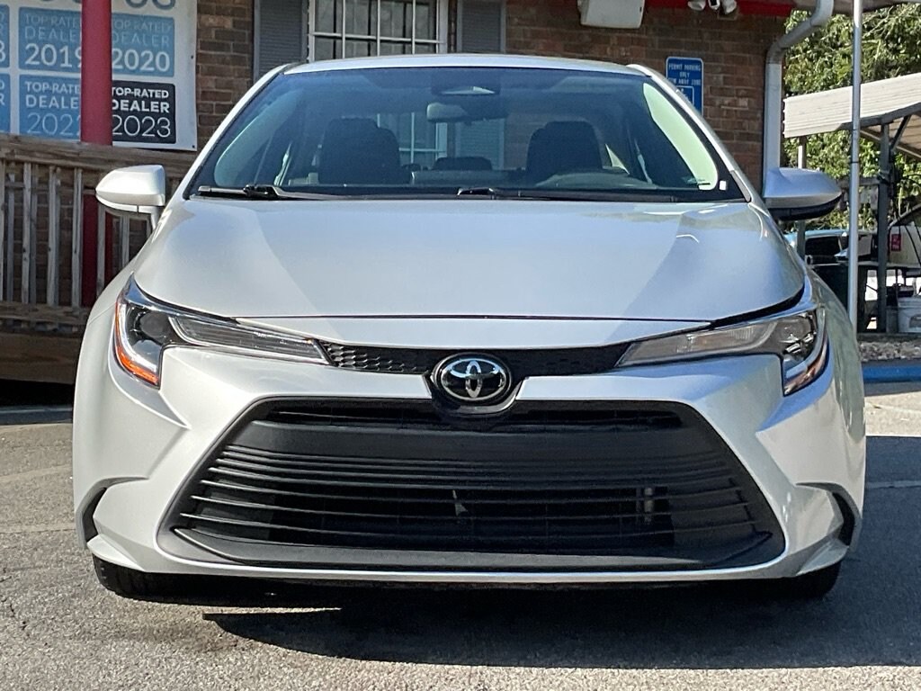 Used 2024 Toyota Corolla LE 4dr Car