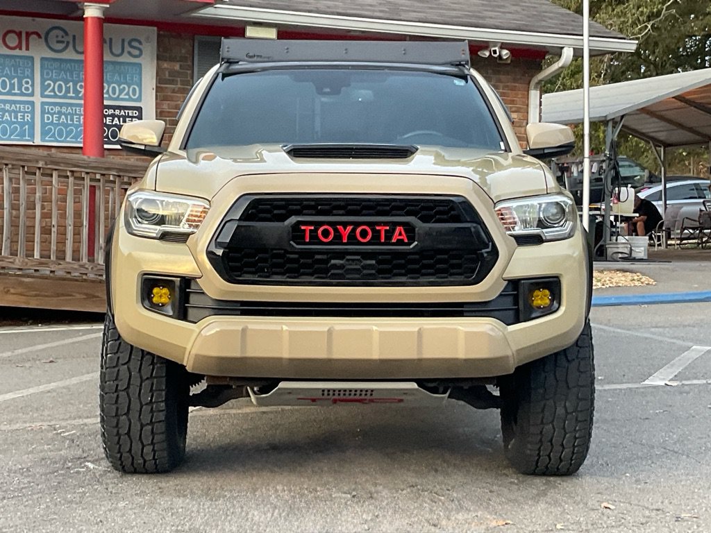 Used 2018 Toyota Tacoma GRAY Crew Cab Pickup