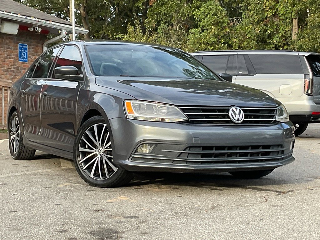 2016 Volkswagen Jetta 1.8T Sport photo 3