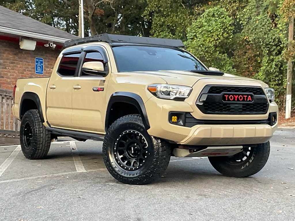 Used 2018 Toyota Tacoma GRAY Crew Cab Pickup