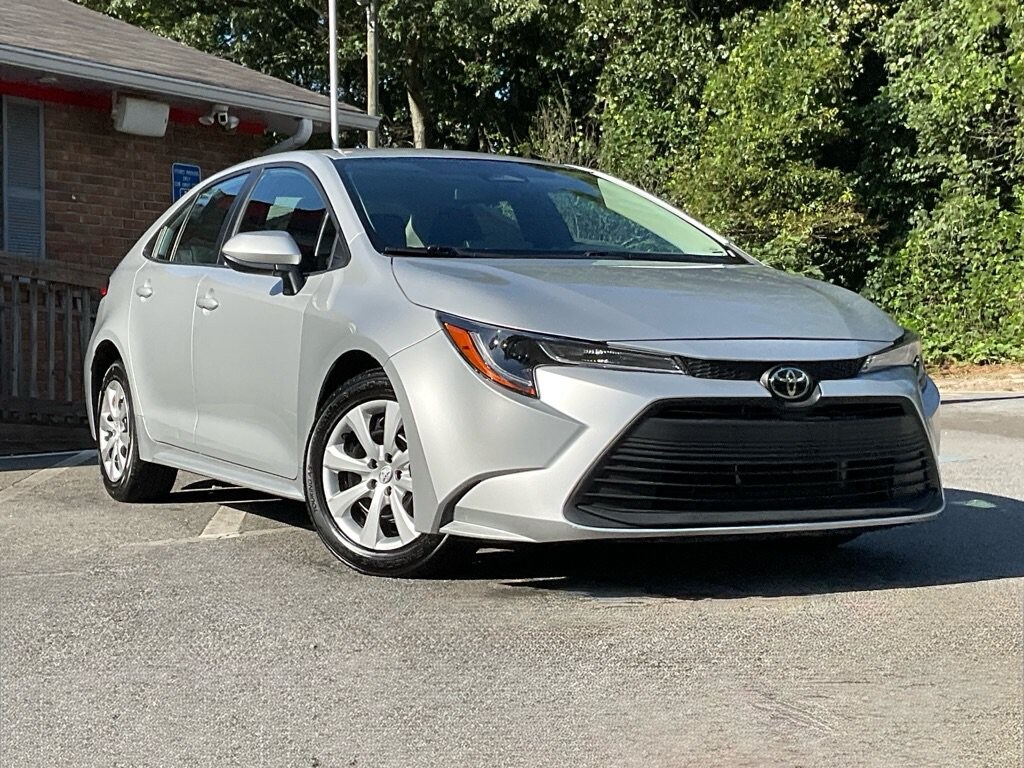 Used 2024 Toyota Corolla LE 4dr Car