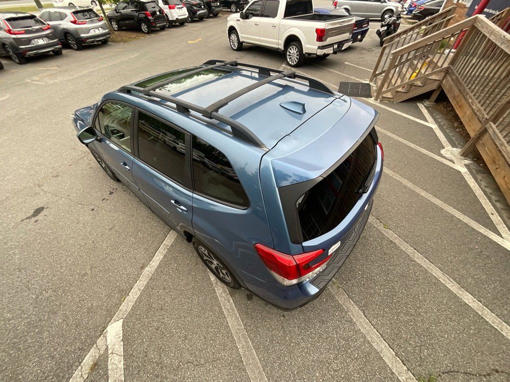 2021 Subaru Forester Premium - Photo 11