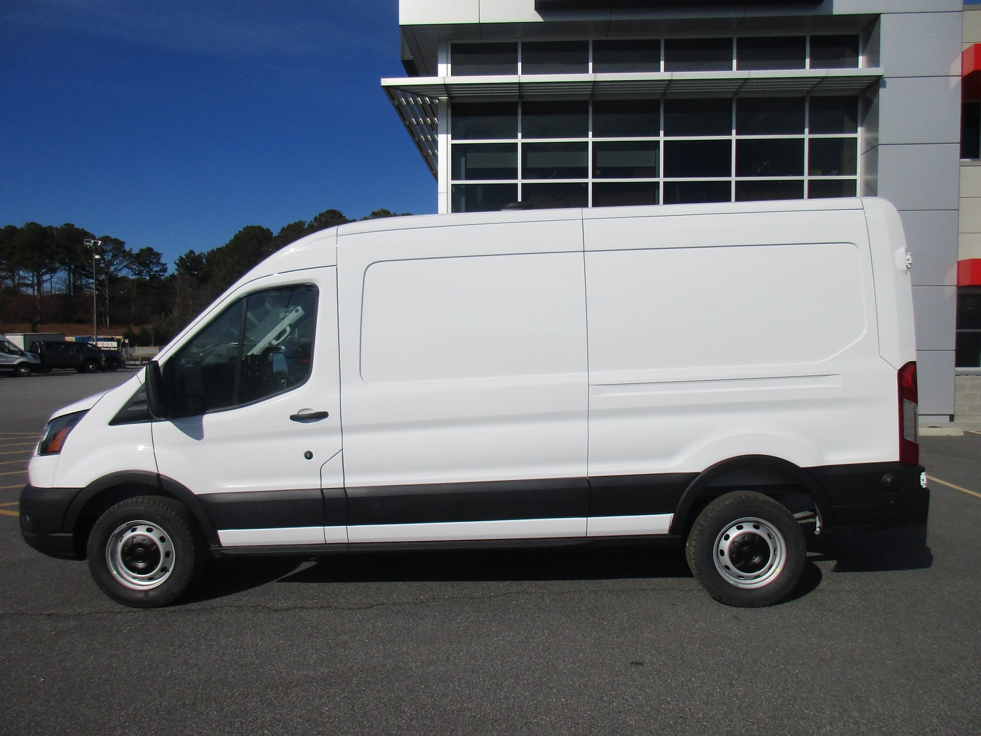 2026 Ford Transit Van Base - Photo 7