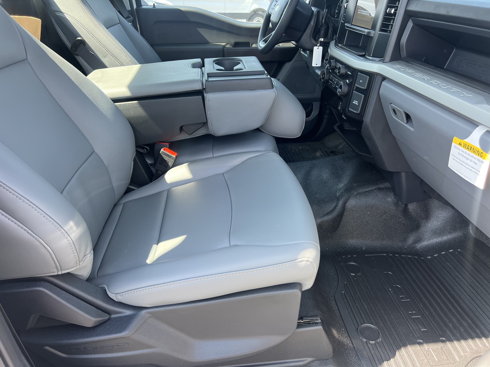 2026 Ford F-450 Super Duty Chassis Cab XL - Photo 26