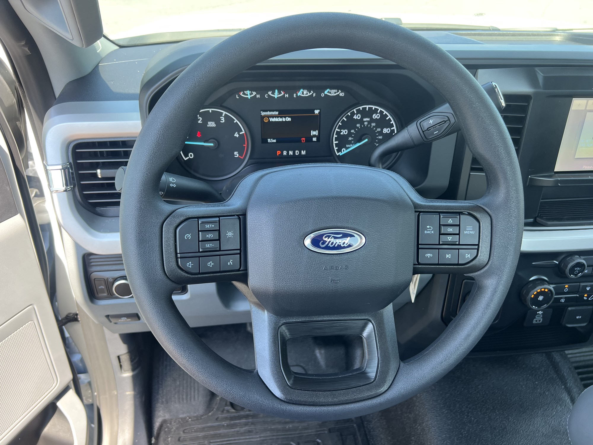 2026 Ford F-450 Super Duty Chassis Cab XL - Photo 32