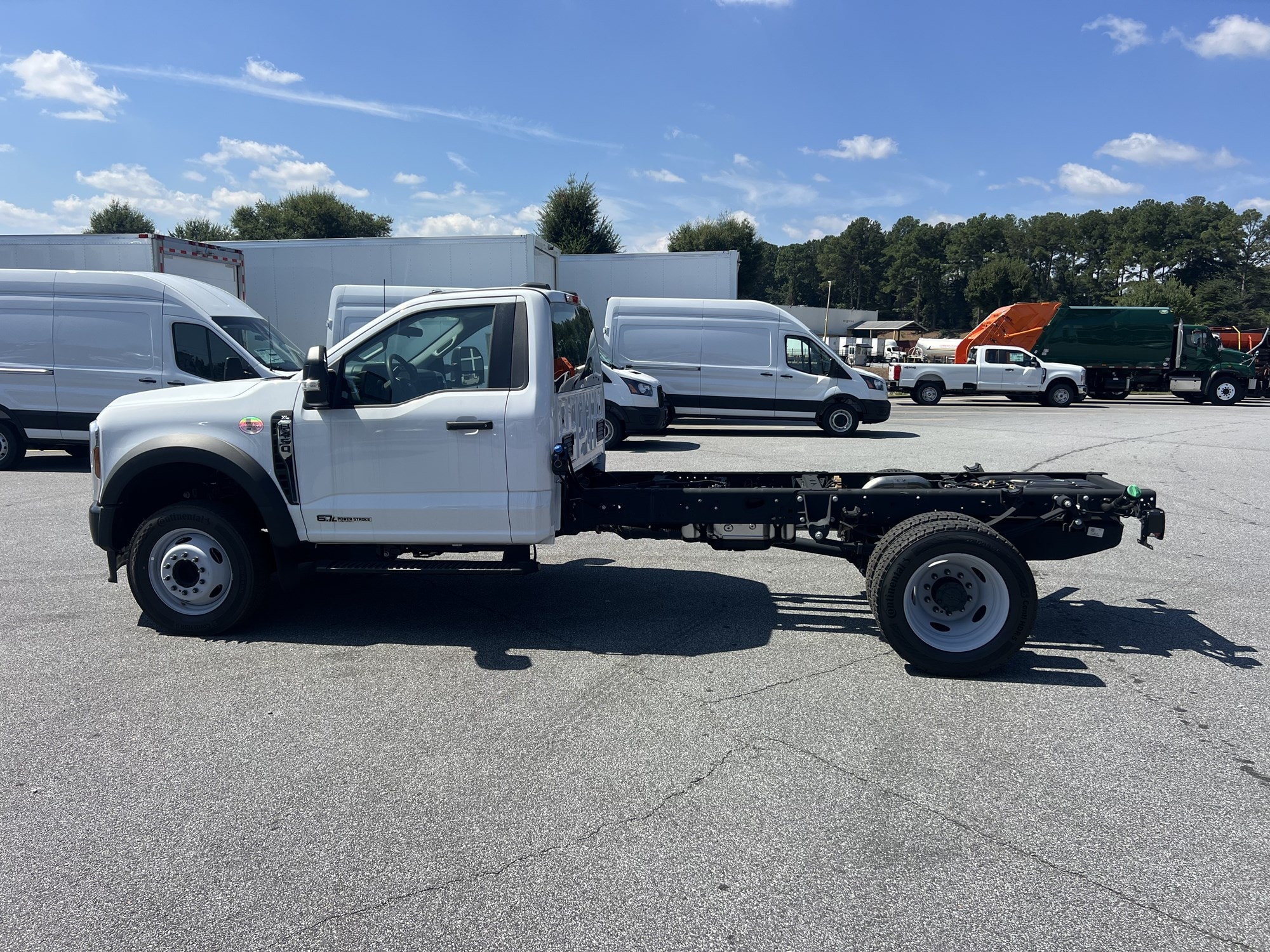 2026 Ford F-450 Super Duty Chassis Cab XL - Photo 13