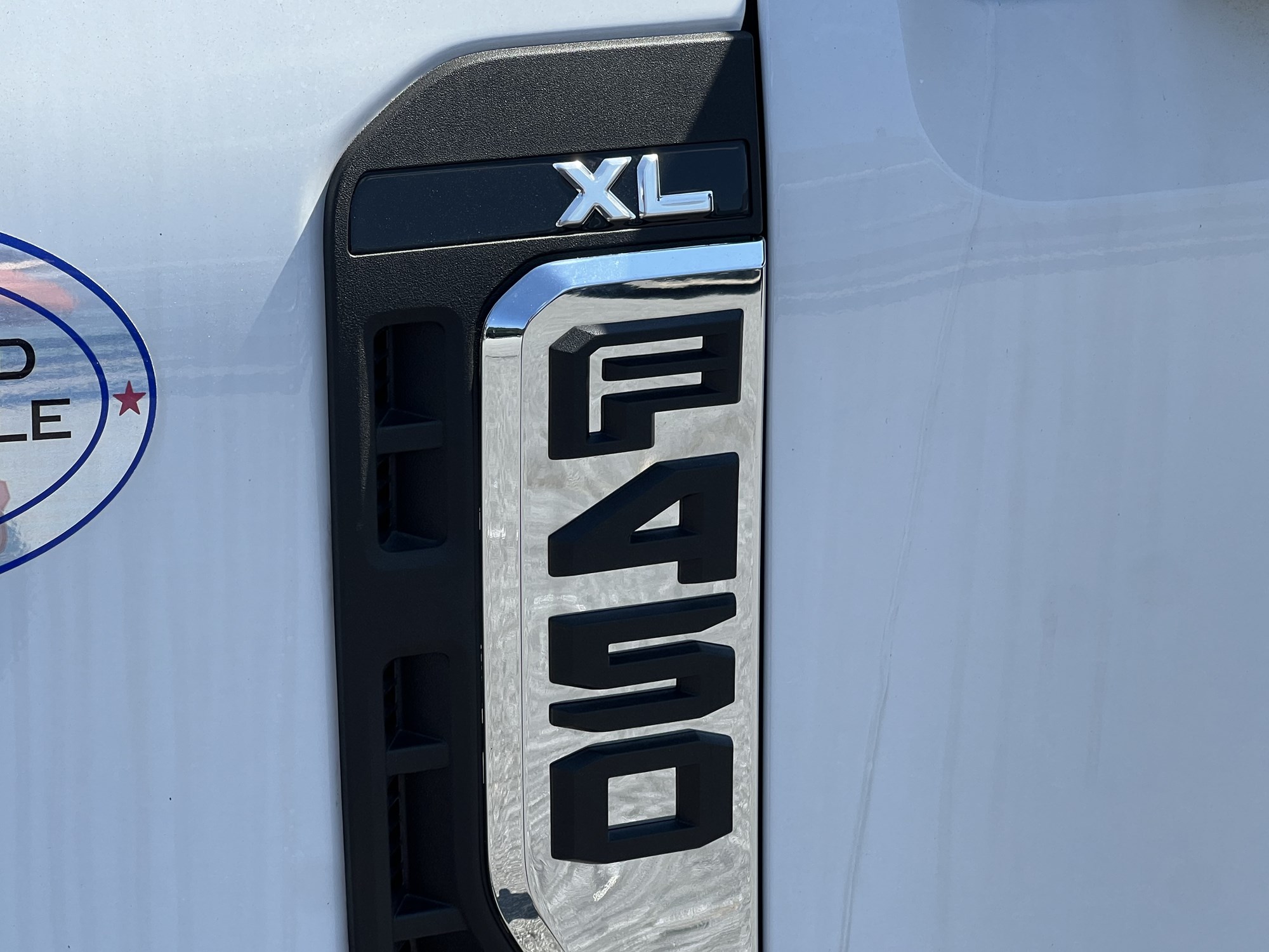 2026 Ford F-450 Super Duty Chassis Cab XL - Photo 23