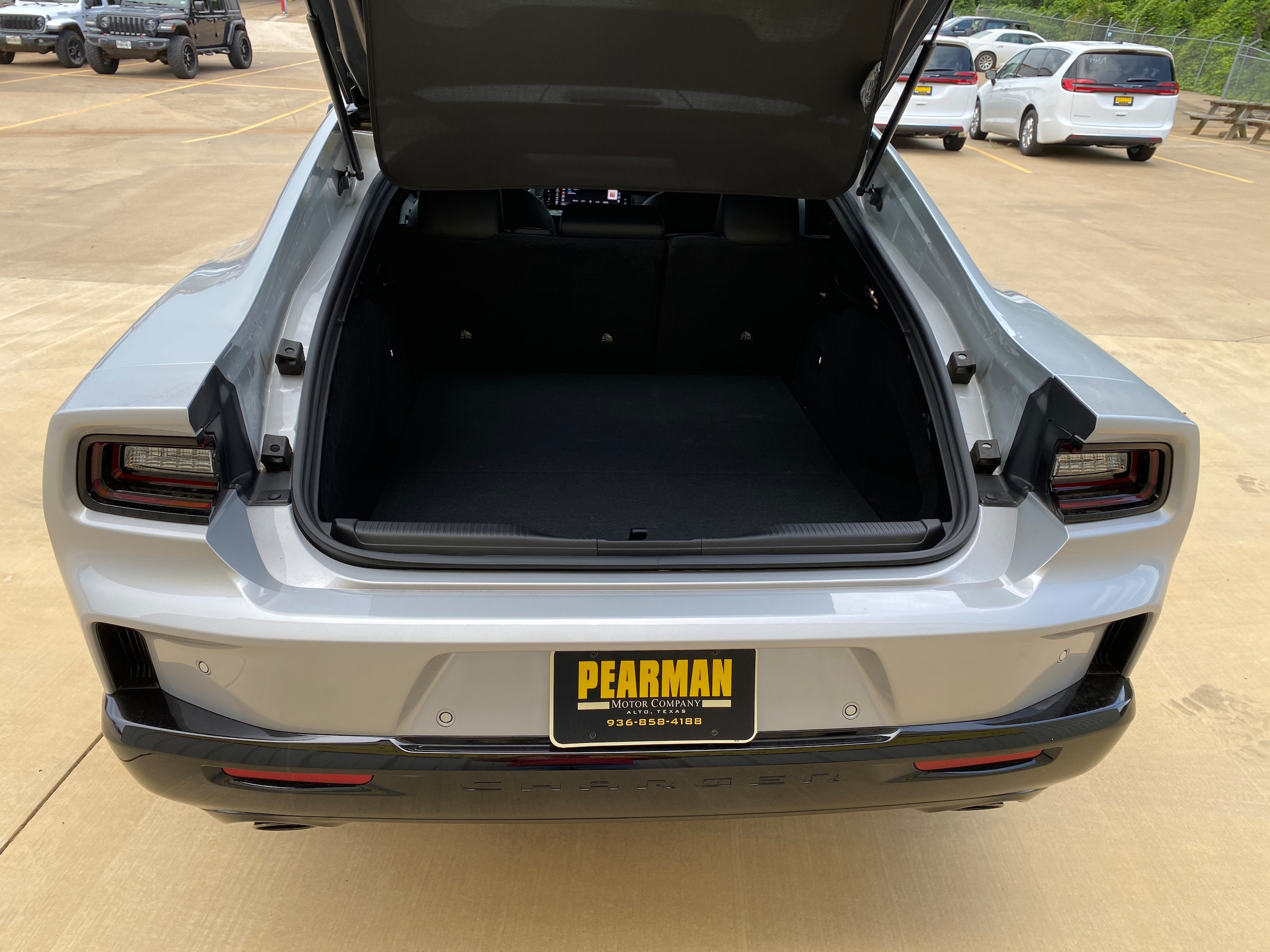 2026 Dodge Charger Scat Pack - Photo 23