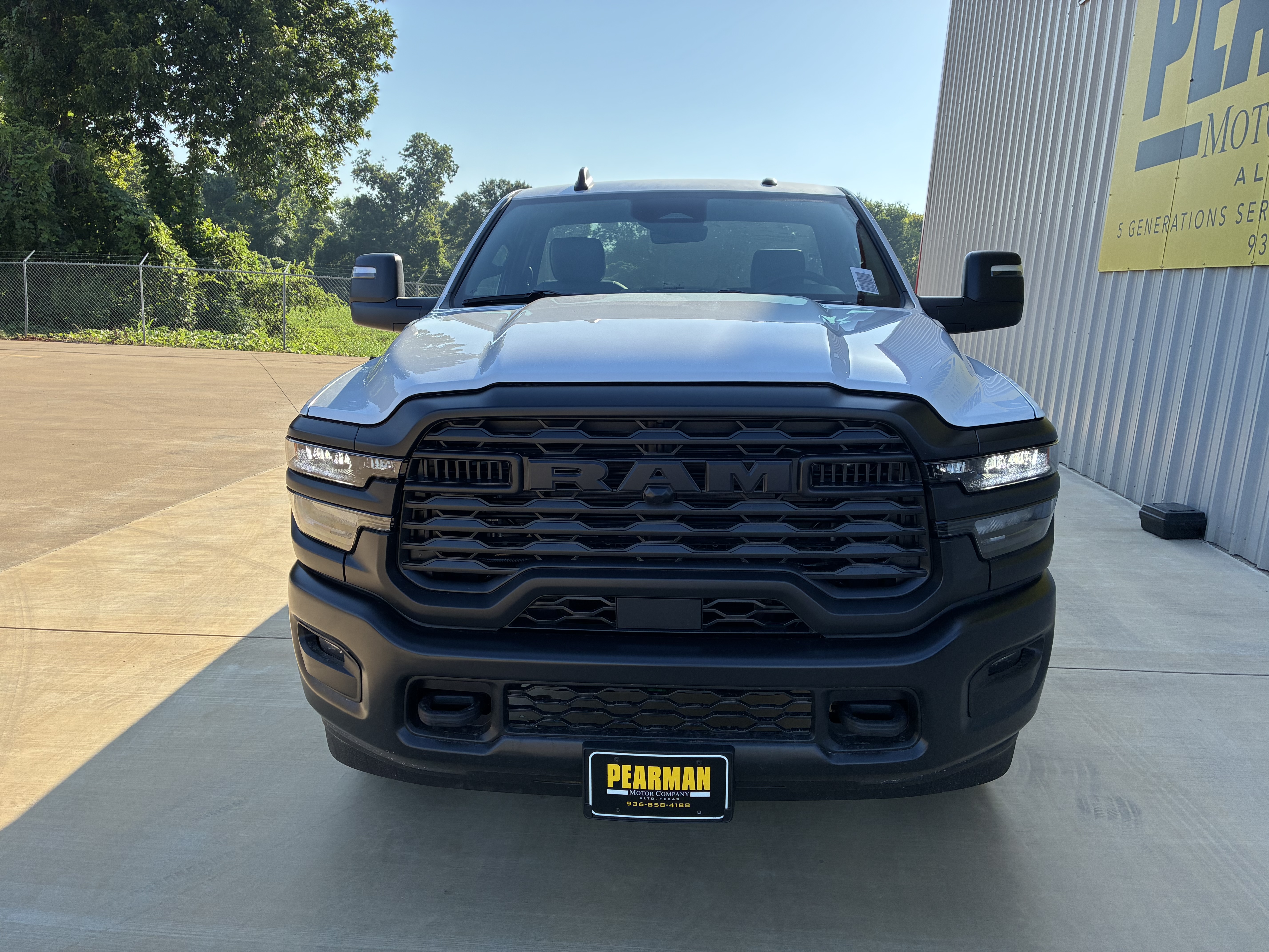 New 2026 Ram 2500 TRADESMAN REGULAR CAB 4X2 8' BOX Pickup