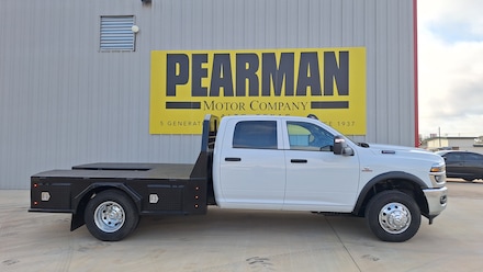 2026 Ram 3500 Chassis Cab 3500 TRADESMAN CREW CAB CHASSIS 4X4 60' CA Pickup TG188859