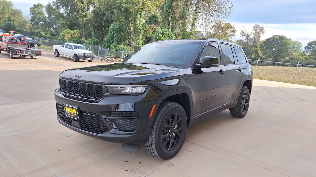 New 2025 Jeep Grand Cherokee ALTITUDE X 4X2 Sport Utility