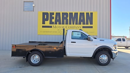 2026 Ram 3500 Chassis Cab 3500 TRADESMAN CHASSIS REGULAR CAB 4X4 60' CA Pickup TG181356