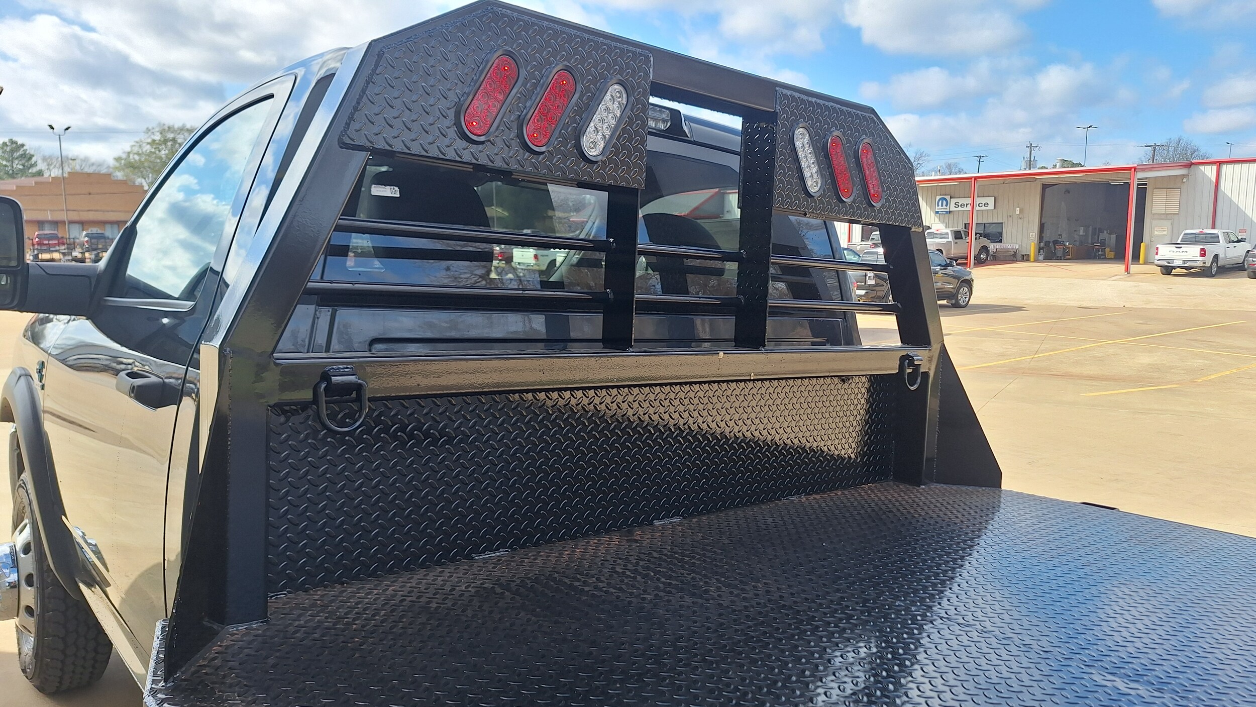 2026 RAM 3500 Chassis Tradesman - Photo 10
